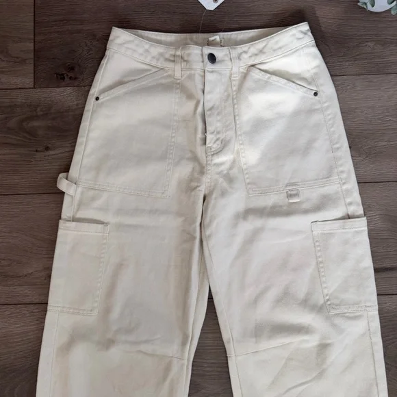 NWT Billabong Leia Cream Cargo Pants Size 26 - Picture 9 of 13